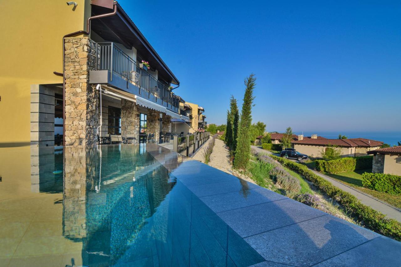 Boutique Hotel By Blacksearama Balchik Exterior foto