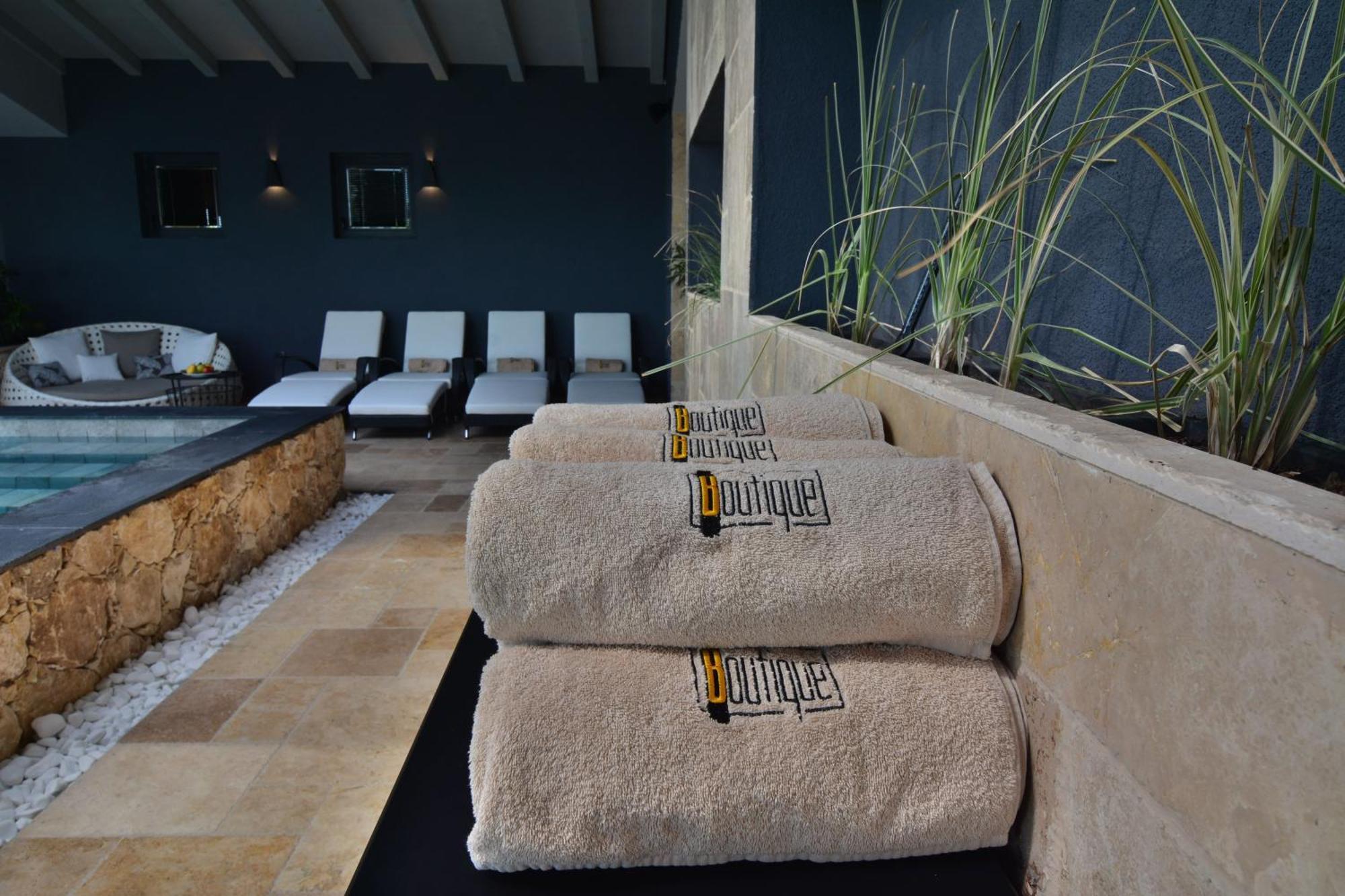 Boutique Hotel By Blacksearama Balchik Exterior foto